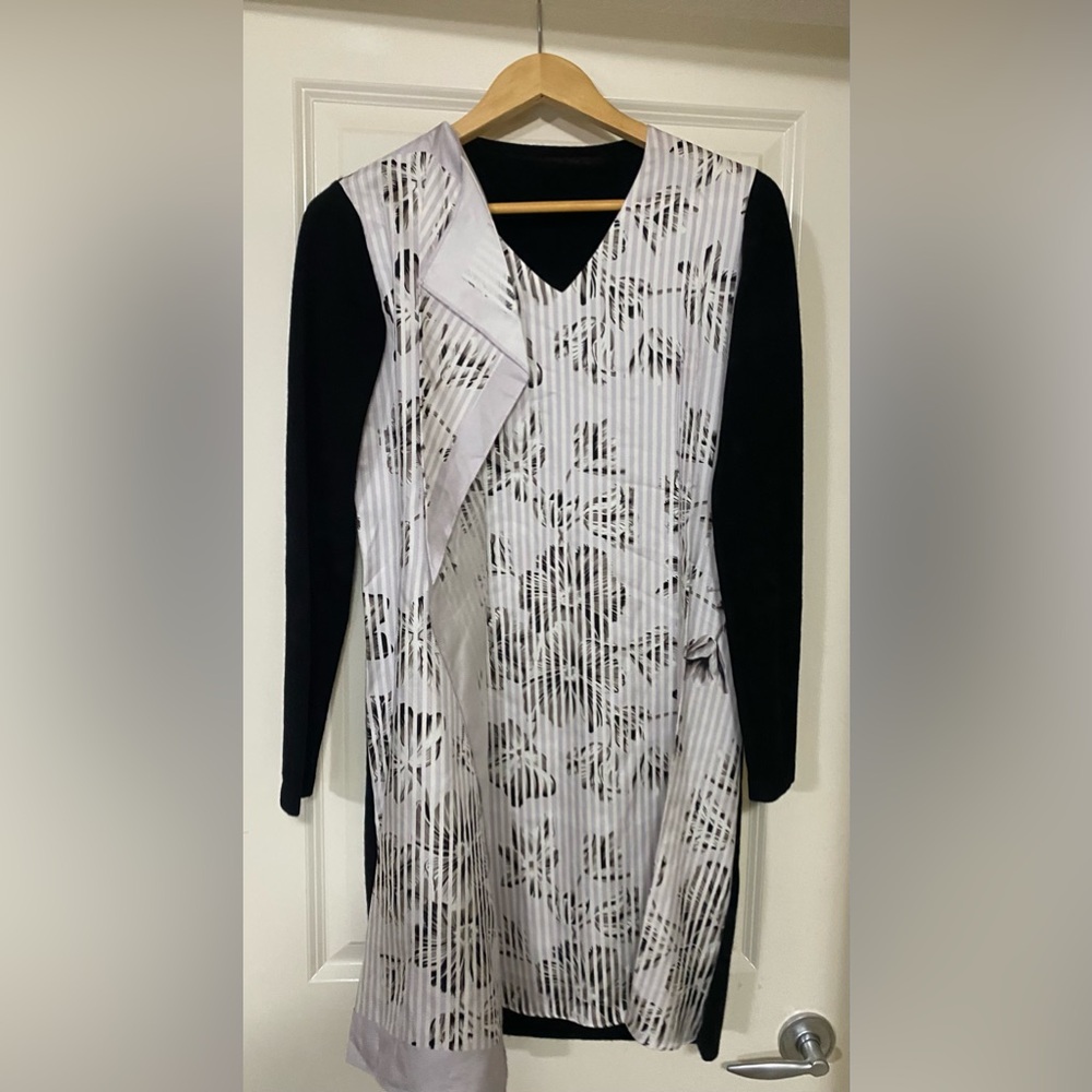 Salvatore Ferragamo White and Black Embellished Knee-Length Dress